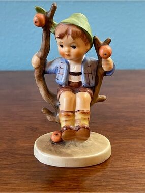 Vintage Hummel Boy in Apple Tree Figurine #142 3/0 W. Germany TMK Stylized Bee